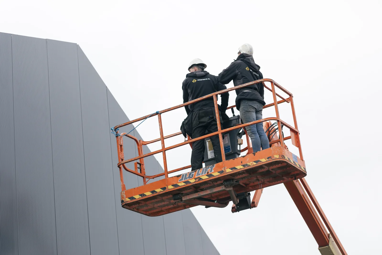 Beschadigde gevelbekleding laten inspecteren